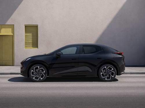 Lynk &amp; Co Introduces Model Year 2027 Update for the 02