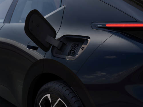 Lynk &amp; Co Introduces Model Year 2027 Update for the 02