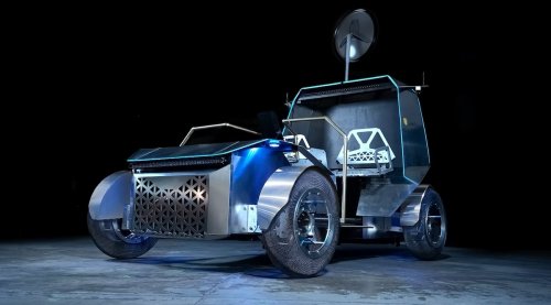 GM Pitches New LMR EV Battery On Earth, New EV On The Moon