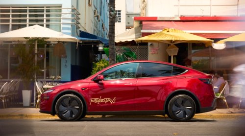 Fired Tesla Robotaxi Supervisor Files Suit In Houston