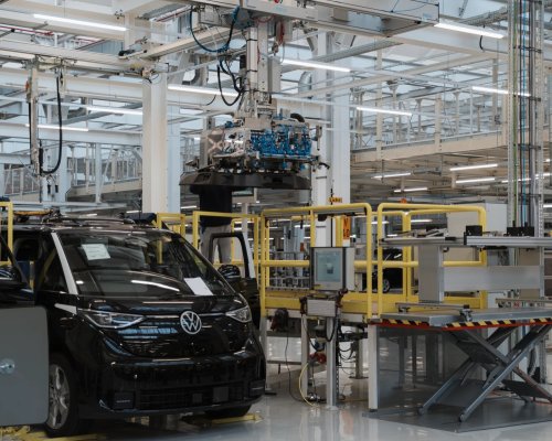 Tesla, Volkswagen, Waymo Expands Into Germany & Tesla Pumping Up Production While Volkswagen In Crisis