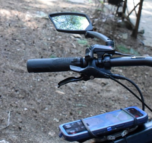 A High-Tech Control with Bluetooth Display Comes to Mountain Ebikes