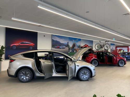 Tesla, Musk Congratulates Tesla Australia — August EV Sales Update