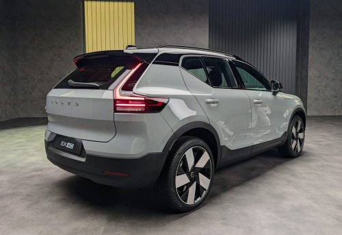 Volvo, Volvo XC40, Volvo Updates the XC40 & EX40 with Longer Range and Updated Aesthetics