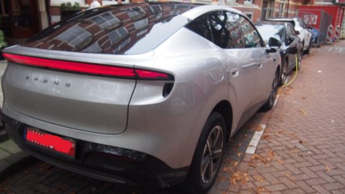 VLA 2.0 vs. FSD in Amsterdam — Part 3: Comparing XPENG & Tesla