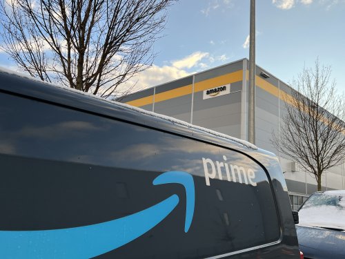 Buy a new car through Amazon Autos and get a $1,500 Amazon gift card