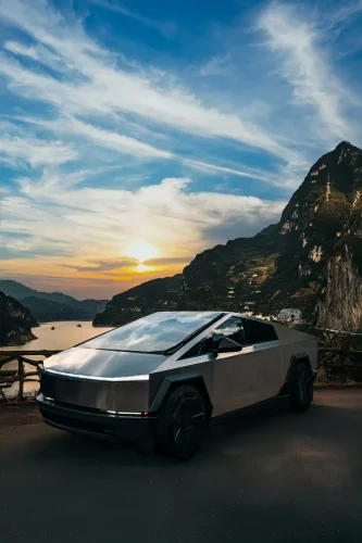 Tesla, Cybertruck, Tesla Cybertruck with green license plate spotted again in China