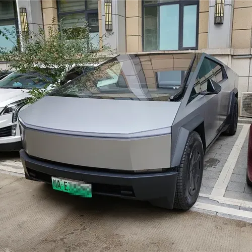 Tesla, Cybertruck, Tesla Cybertruck with green license plate spotted again in China