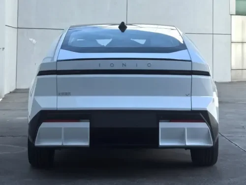 Hyundai, China-exclusive Hyundai Ioniq V to feature 800V architecture and Momenta ADAS