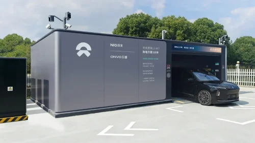 NIO, Nio starts ES9 six-seat aisle-version deliveries, priced from $57,500