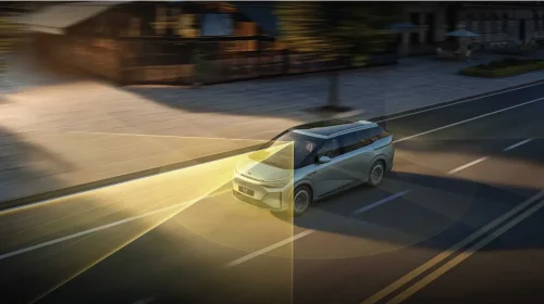 Xpeng | XPeng X9 | XPeng X9 arrives in Hong Kong with early bird price from HK$799,900