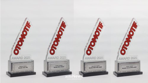 Mobil Hybrid Honda CR-V RS e:HEV – BEST SUV HYBRID DI OTOMOTIF AWARD 2025