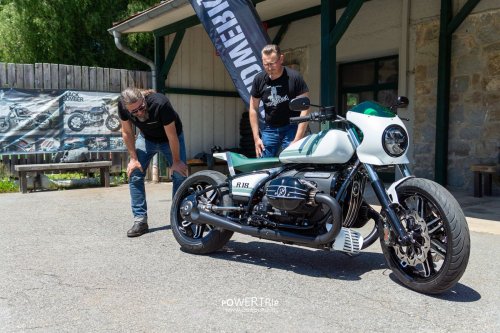 BMW, Power Trip The Speed Sisters – INTERPRETASI [WOIDWERK] PADA BMW R 12 DAN R 18