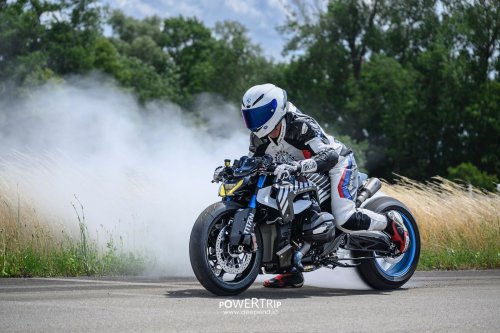 BMW, Power Trip BMW R 1300 R “TITAN” – KARYA KARYAWAN BMW MOTORRAD