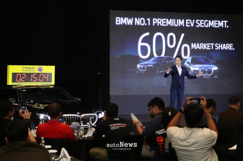 BMW, BMW i5, MINI, Mobil Listrik BMW i5, i4 & MINI JCW Electric – JADI LEAD CAR MAYBANK MARATHON BALI