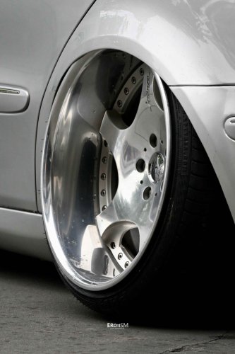 Mercedes-Benz, Erot1zm Modifikasi | Mercedes-Benz E 260 2003 – CARLOS SANG KAKI TANGAN