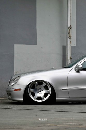 Erot1zm Modifikasi | Mercedes-Benz E 260 2003 – CARLOS SANG KAKI TANGAN