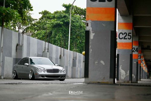 Erot1zm Modifikasi | Mercedes-Benz E 260 2003 – CARLOS SANG KAKI TANGAN