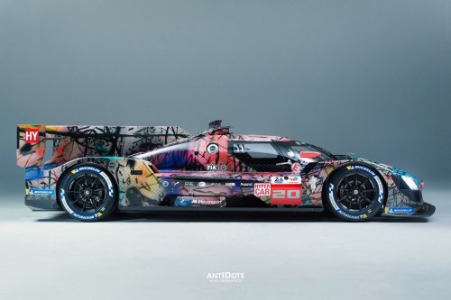 Contemporary Istanbul 2025 BMW Art Car World Tour – SAAT MOBIL BALAP JADI KANVAS SENI