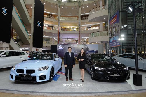 BMW, Pameran APM BMW Exhibition Perdana di MKG – BAWA 5 MOBIL BARU DAN PROMO EKSKLUSIF