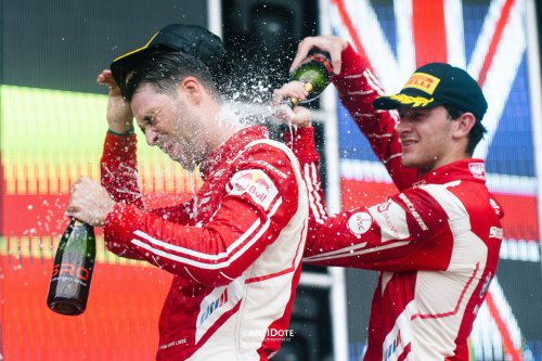 BMW, BMW M4, Sprint Cup GT WCE 2025 Drama Valencia! – BMW M4 GT3 EVO #32 KUNCI GELAR