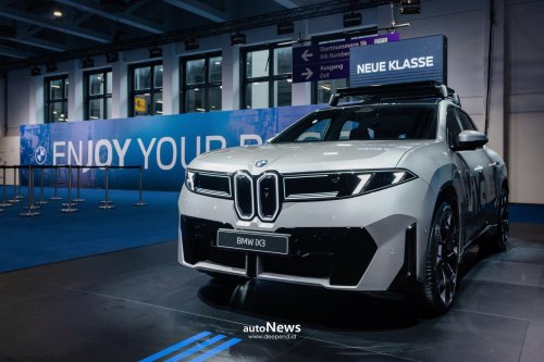 BMW, BMW iX3, MObil Listrik BMW iX3 Debut Di Berlin Marathon – LARI BARENG MASA DEPAN