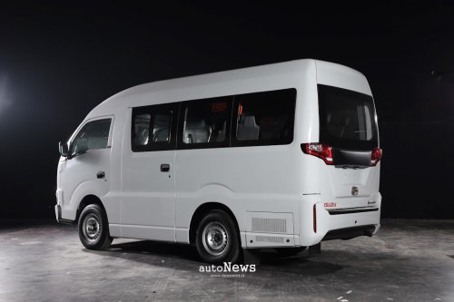 Commercial Vehicle Isuzu TRAGA Bus – SOLUSI ANGKUTAN PENUMPANG GESIT & EFISIEN