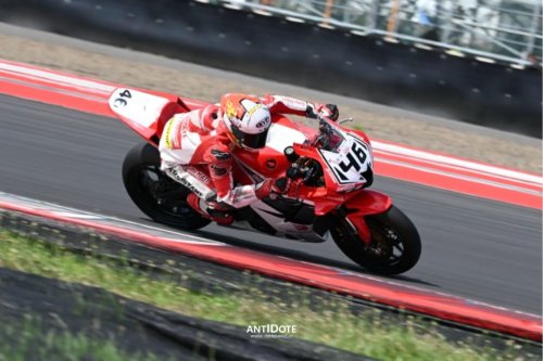Mandalika Racing Series 2025 Pembalap AHRT – DOMINASI POIDUM 600 CC