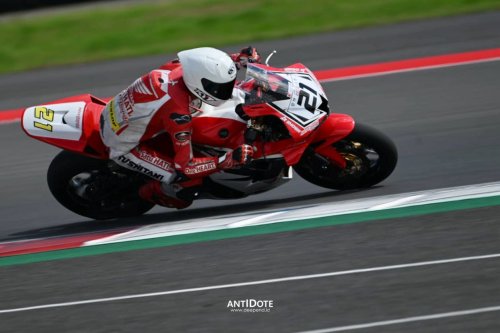 Mandalika Racing Series 2025 Pembalap AHRT – DOMINASI POIDUM 600 CC