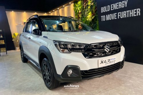 Suzuki , Suzuki XL7, Mobil Baru Suzuki XL7 Hybrid Alpha Kuro – APA SIH ARTINYA KURO???