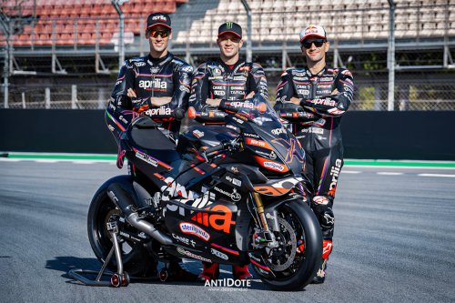 Motor Balap Aprilia RSV4 X-GP – TURUNAN MOTOGP, BISA DIMILIKI, TRACK USE ONLY