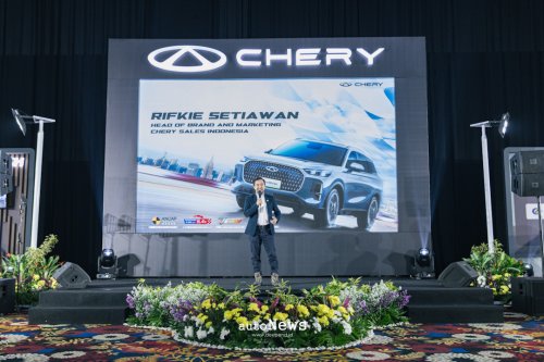 Test Drive, Media Test Drive Uji Langsung di Sirkuit – CHERY TIGGO 9 CSH AWD BUKTIKAN KETANGGUHAN