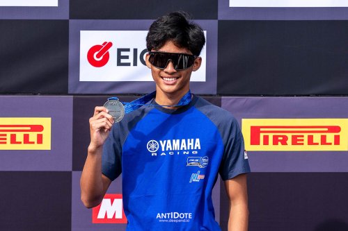R3 bLU cRU World Cup 2025 Musim Perdana, Arai Agaska Langsung Runner-Up Dunia – DI R3 BLU CRU 2025