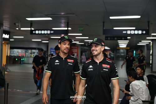 Road to MotoGP Mandalika 2025 Riders VR46 Racing Team – KELILING JAKARTA NAIK BAJAJ DAN MRT