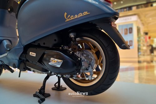 Motor Baru Vespa Officina 8 – GAYA KLASIK BERTEMU EKSPERIMEN MODERN