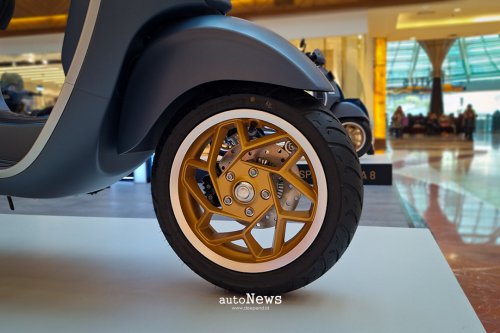 Motor Baru Vespa Officina 8 – GAYA KLASIK BERTEMU EKSPERIMEN MODERN