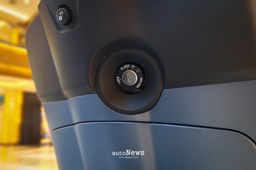 Motor Baru Vespa Officina 8 – GAYA KLASIK BERTEMU EKSPERIMEN MODERN