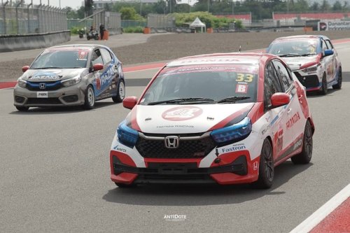 Balap Mobil Dominasi di Mandalika – HRI TUTUP MUSIM 2025 DENGAN 5 GELAR