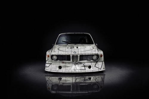 Car History BMW 3.0 CSL Art Car 1976: SAAT MOBIL BALAP JADI MEDIUM SENI