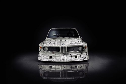 BMW, Car History BMW 3.0 CSL Art Car 1976: SAAT MOBIL BALAP JADI MEDIUM SENI