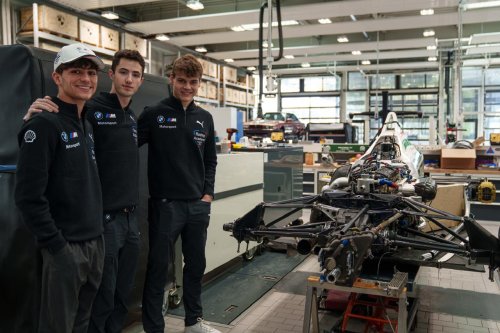BMW, BMW M Racing Academy 2026 Balap Itu 70% Otak: Bukan Sekadar Kaki dan Keberanian