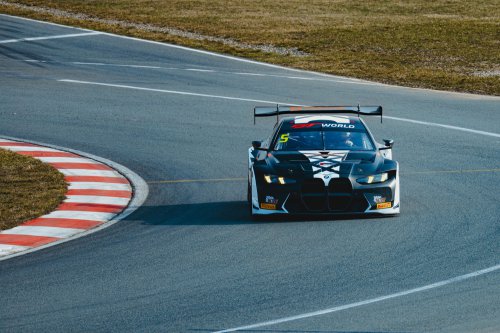 Power Trip Mobil Balap | BMW M4 GT3 EVO “BLEACH” – FROM VIRTUAL TO REAL