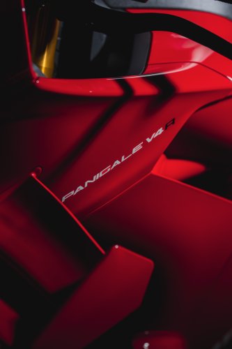 Ducati, Big Bike Superbike Tanpa Kompromi: Ducati Panigale V4 R Resmi Hadir di Indonesia