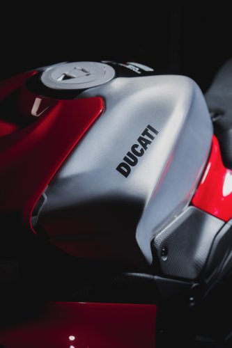 Ducati, Big Bike Superbike Tanpa Kompromi: Ducati Panigale V4 R Resmi Hadir di Indonesia