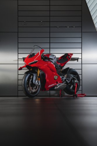 Ducati, Big Bike Superbike Tanpa Kompromi: Ducati Panigale V4 R Resmi Hadir di Indonesia