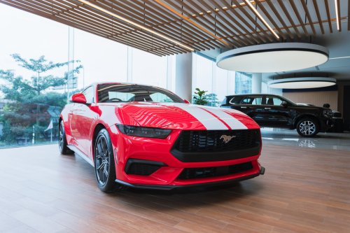 Ford, Dealer Opening Ford Sunter Naik Level, Kini Jadi Tempat Nongkrong Sekaligus Dealer