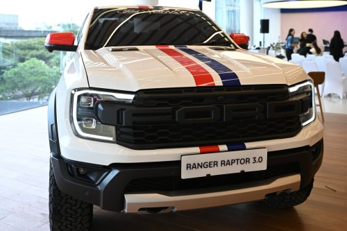 Ford, Dealer Opening Ford Sunter Naik Level, Kini Jadi Tempat Nongkrong Sekaligus Dealer