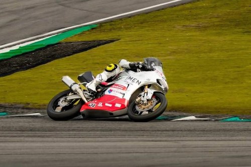 Idemitsu FIM ARRC 2026 Gerry Salim P2 di Sepang, MS Glow Racing Team Unjuk Gigi