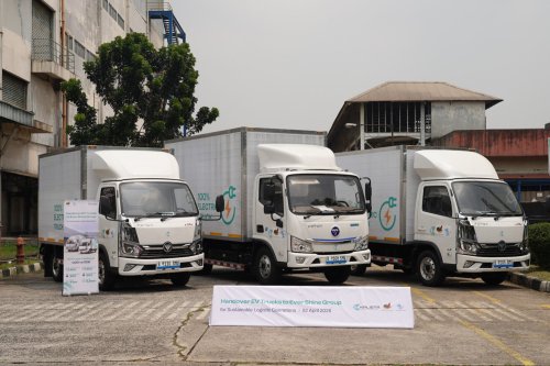 Kendaraan Komersial Industri Tekstil Mulai Beralih ke Truk Listrik: Hemat BBM Sampai 40%