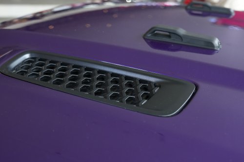 New Model Jeep Wrangler Dan Gladiator 2026 Meluncur: Warna Reign Jadi Sorotan